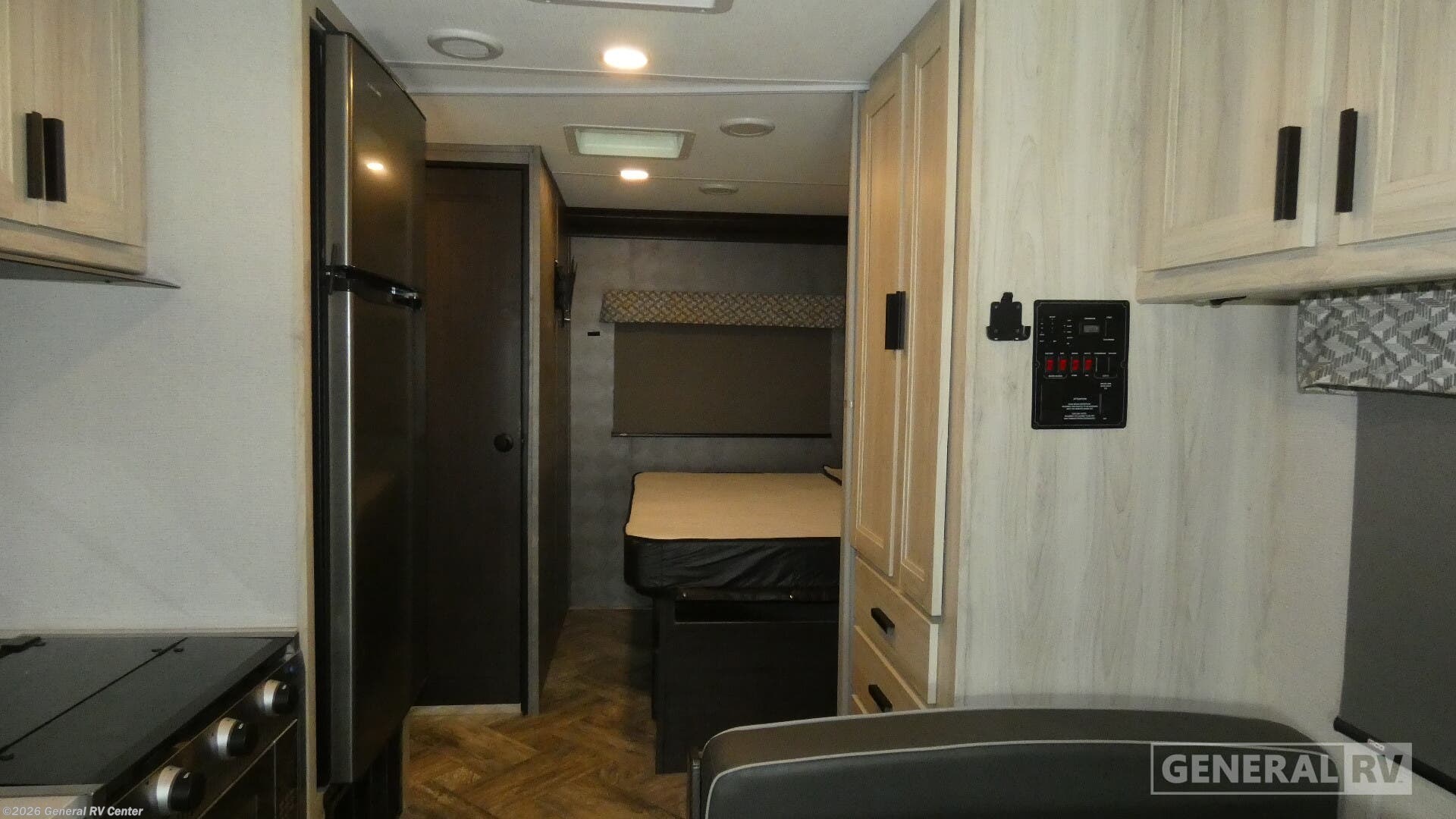2022 Forest River Forester LE 2251LE - Used Class C For Sale by General RV Center in Dover, Florida