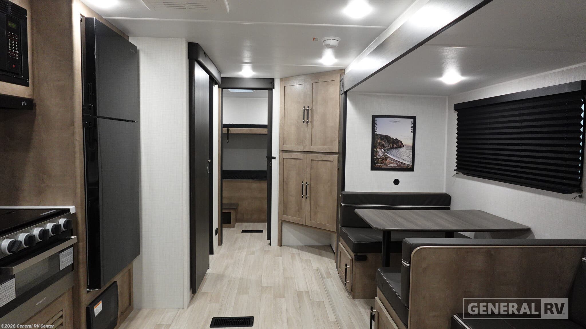 2027 Keystone Springdale 2880BRS - New Travel Trailer For Sale by General RV Center in Dover, Florida