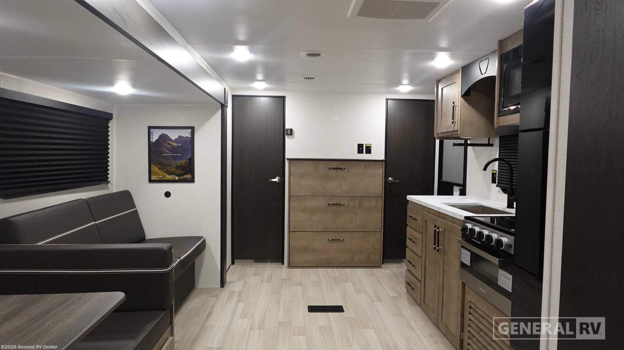 New 2027 Keystone Springdale 2880BRS available in Dover, Florida