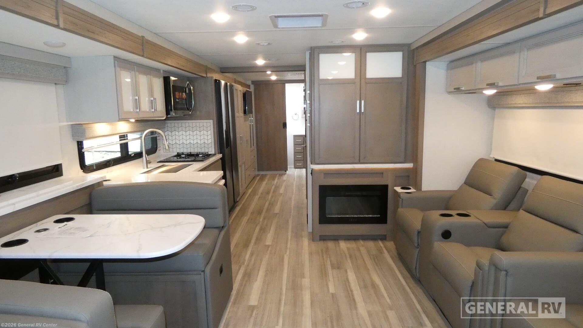 2027 Thor Motor Coach Luminate HH36 - New Class A For Sale by General RV Center in Dover, Florida