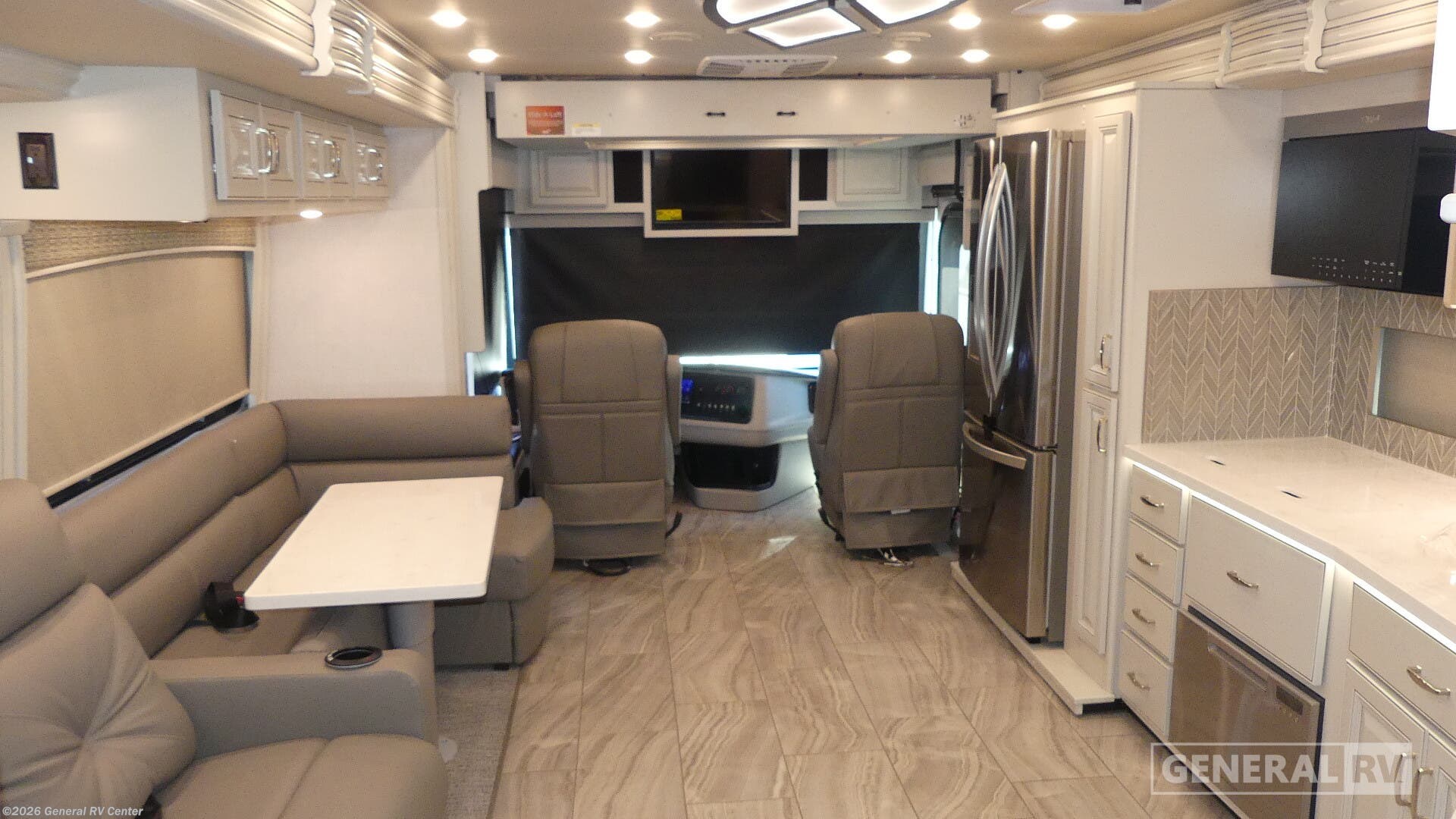 New 2026 Holiday Rambler Endeavor 38N available in Dover, Florida