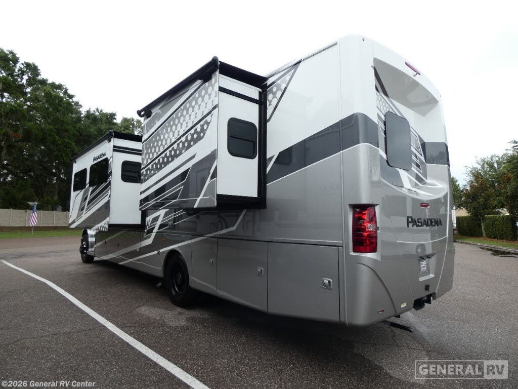2026 Pasadena 38DX by Thor Motor Coach from General RV Center in Dover, Florida