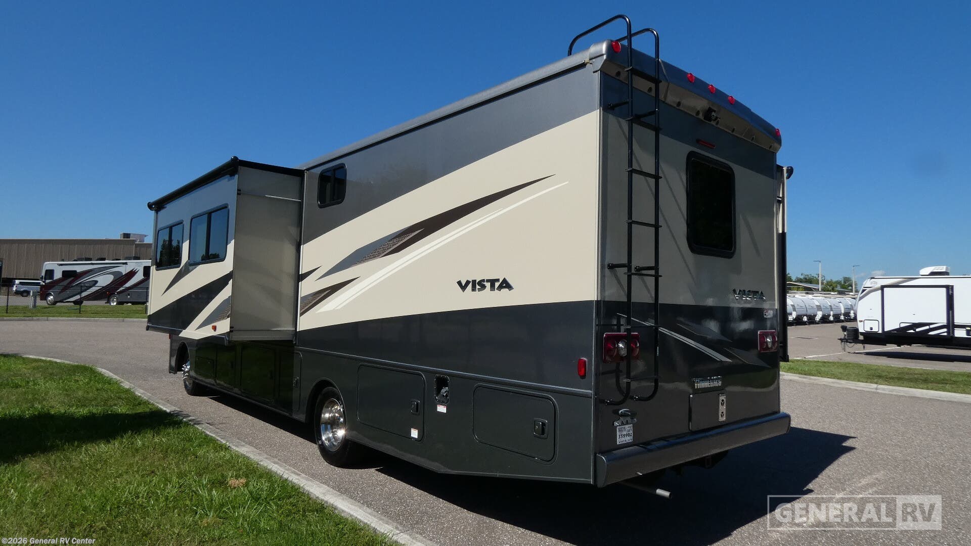 2020 Vista 32Y by Winnebago from General RV Center in Dover, Florida