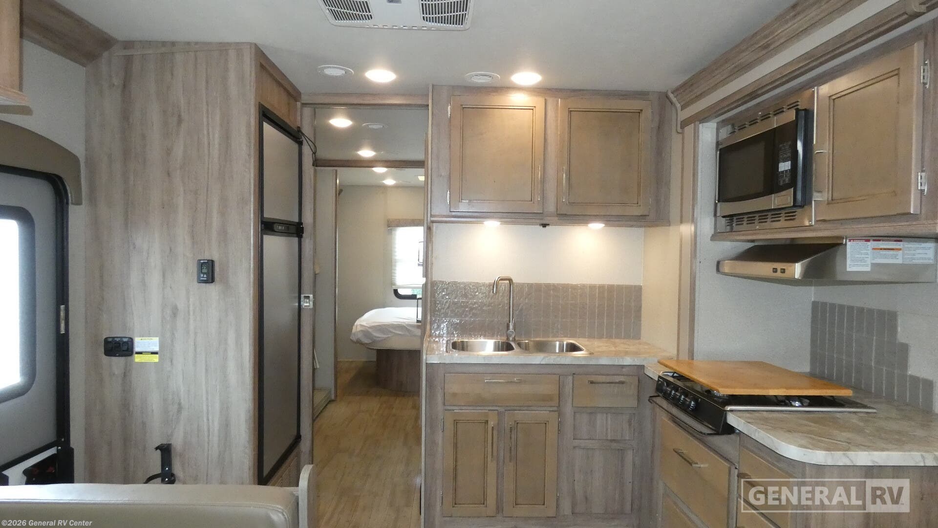 2019 Entegra Coach Odyssey 31L - Used Class C For Sale by General RV Center in Dover, Florida