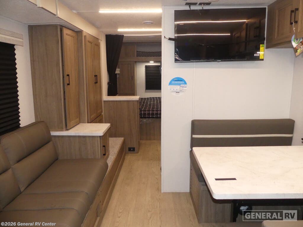 New 2025 Coachmen Freedom EXPRS 247SE available in Draper, Utah