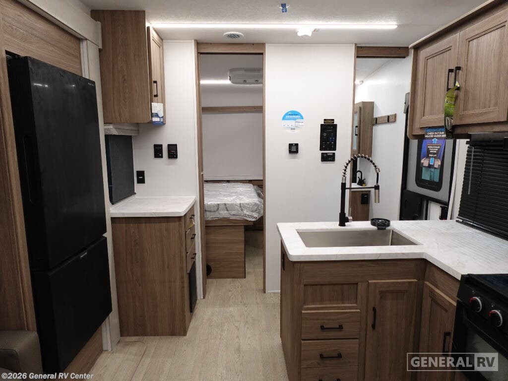 New 2025 Coachmen Adrenaline 30GS available in Draper, Utah