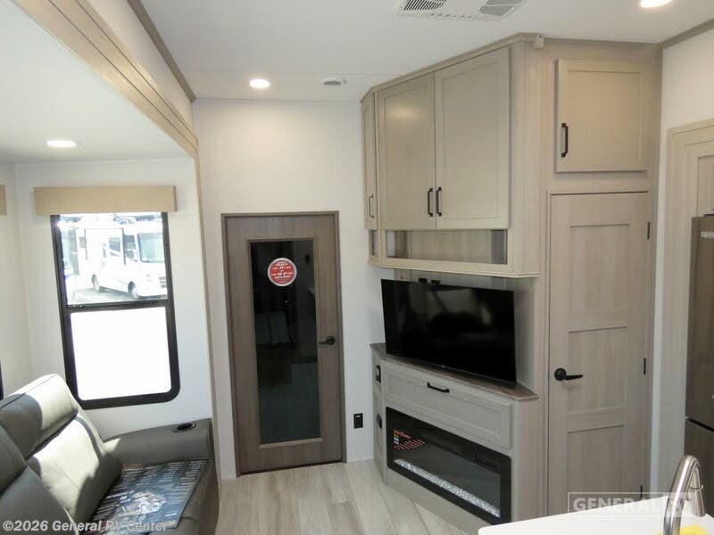 2026 Grand Design Momentum 350G - New Fifth Wheel For Sale by General RV Center in Draper, Utah