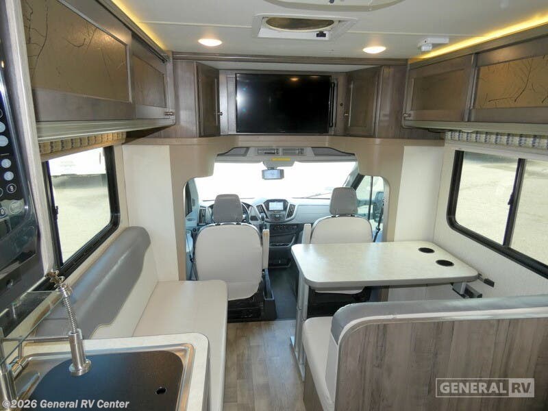 Used 2018 Winnebago Fuse 23T-1S-IM available in Draper, Utah