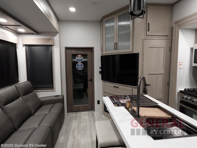 2025 Momentum M-Class 351MS by Grand Design from General RV Center in Draper, Utah