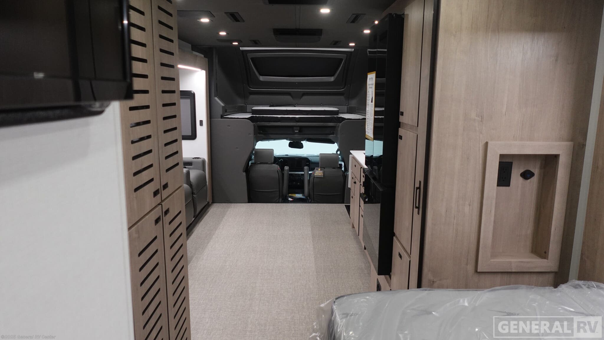 New 2026 Grand Design Lineage Series F 31ZW available in Draper, Utah