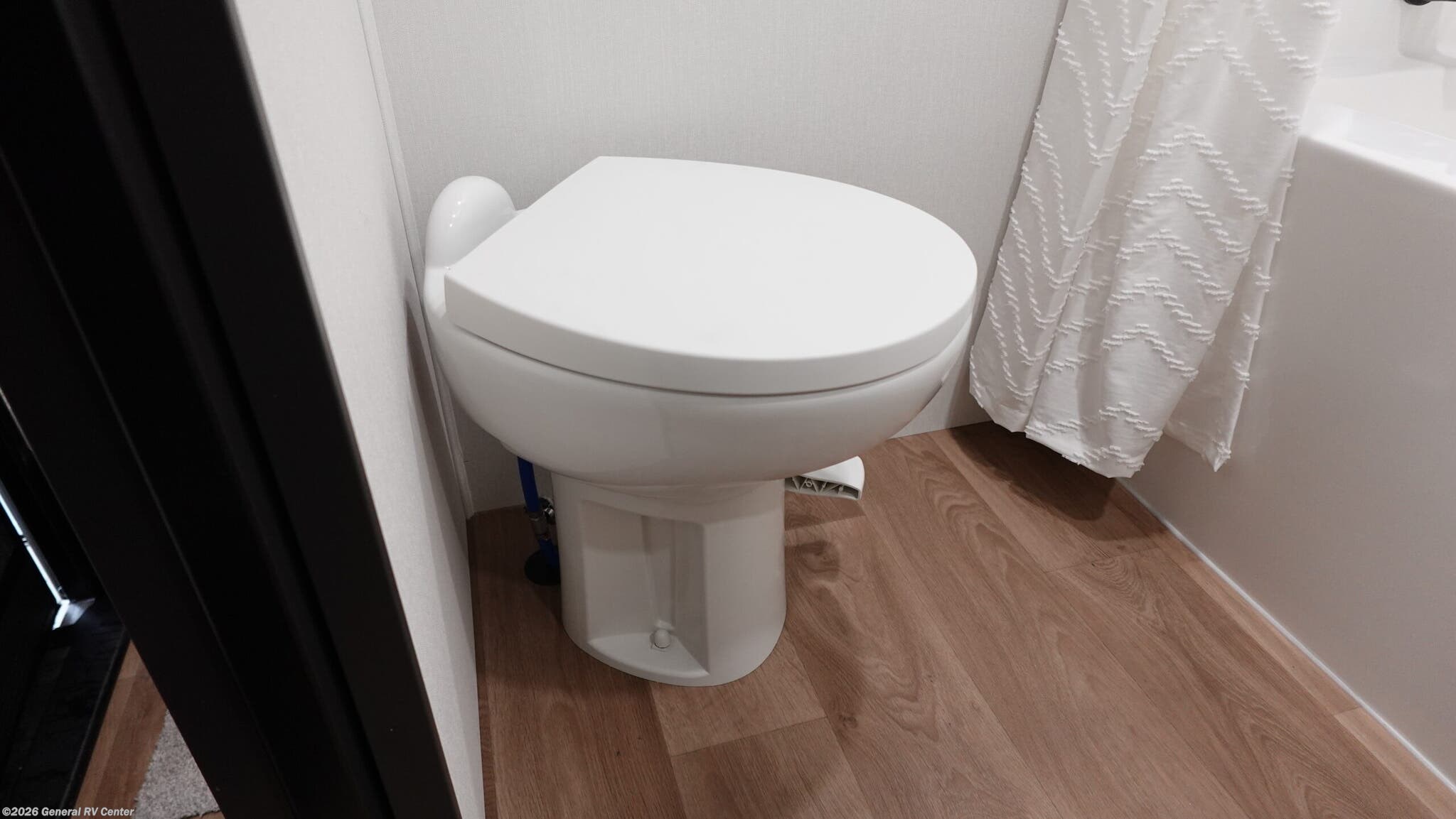 2026 Grand Design SOLITUDE-I 3904BH - New Fifth Wheel For Sale by General RV Center in Draper, Utah