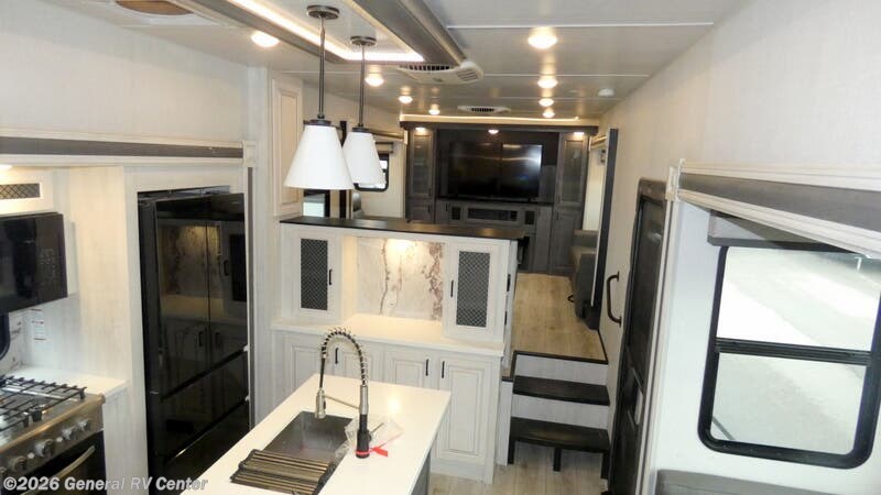 Used 2023 East to West Ahara 380FL available in Draper, Utah