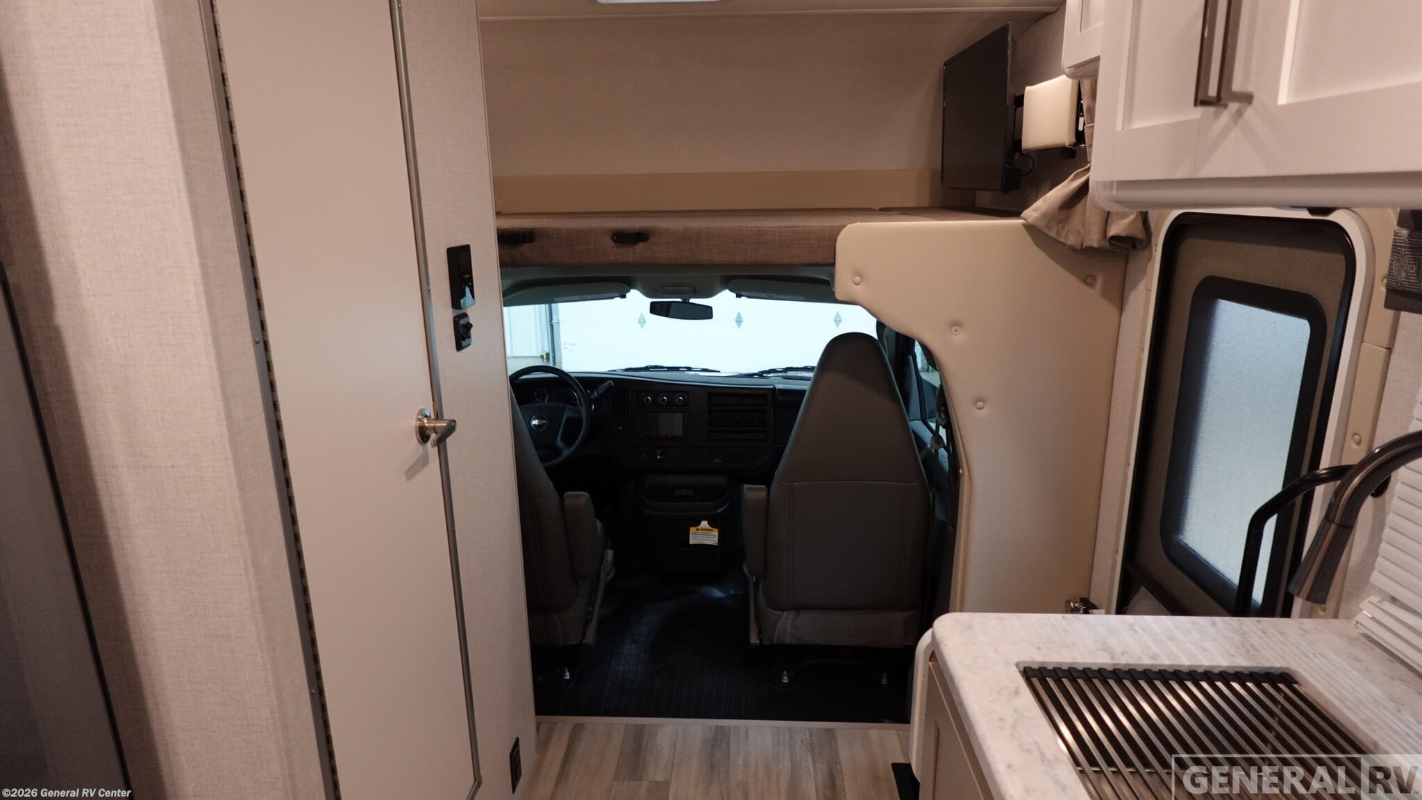 New 2026 Thor Motor Coach Pasadena SE19 available in Draper, Utah