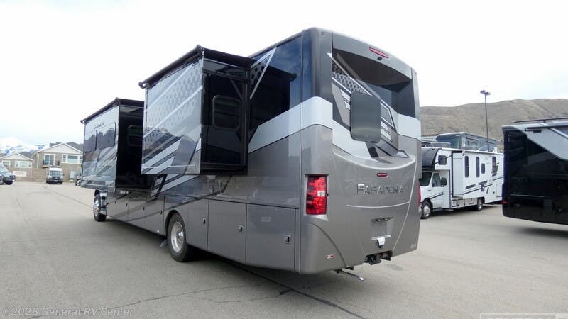 2026 Pasadena 38XL by Thor Motor Coach from General RV Center in Draper, Utah