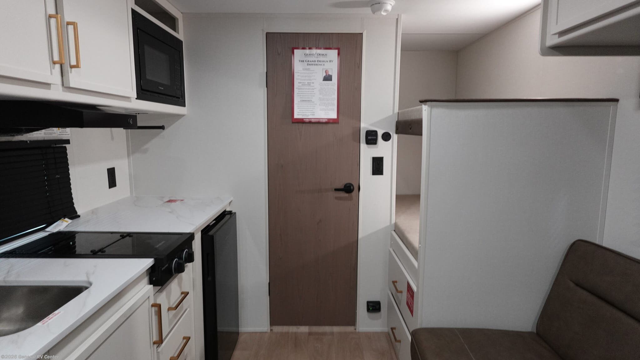 2026 Grand Design TRANSCEND-ONE 151BH - New Travel Trailer For Sale by General RV Center in Draper, Utah