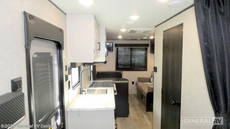 2022 Jayco Jay Flight 212QBW - Used Travel Trailer For Sale by General RV Center in Draper, Utah