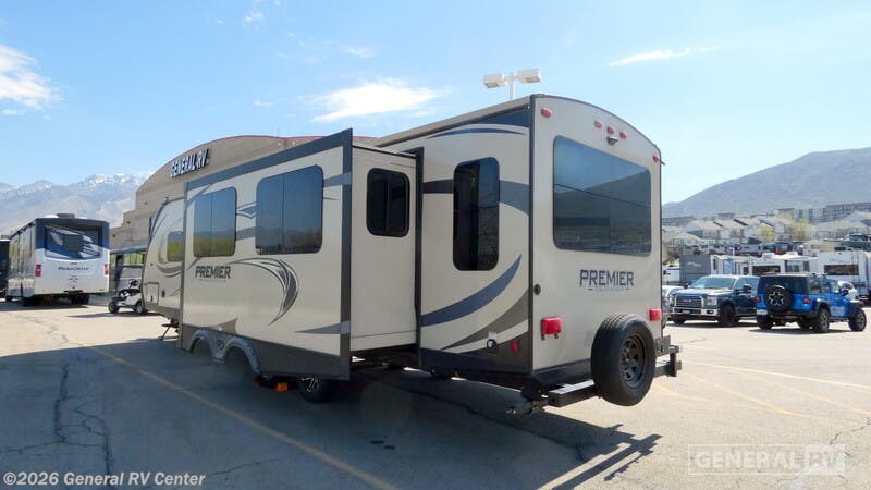 2019 Bullet Ultra Lite 30RIPR by Keystone from General RV Center in Draper, Utah