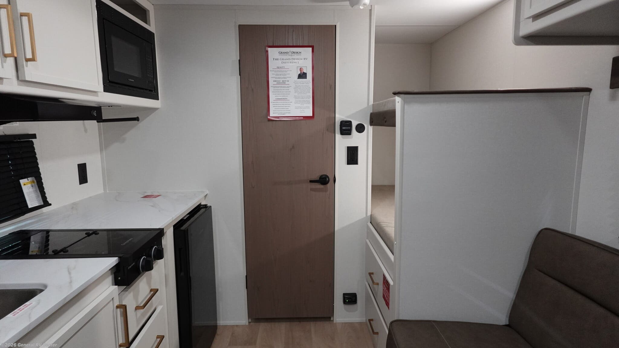 2026 Grand Design TRANSCEND-ONE 151BH - New Travel Trailer For Sale by General RV Center in Draper, Utah