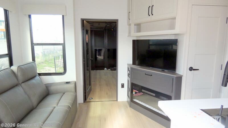 2026 Grand Design Momentum G-Class 350G - New Fifth Wheel For Sale by General RV Center in Draper, Utah