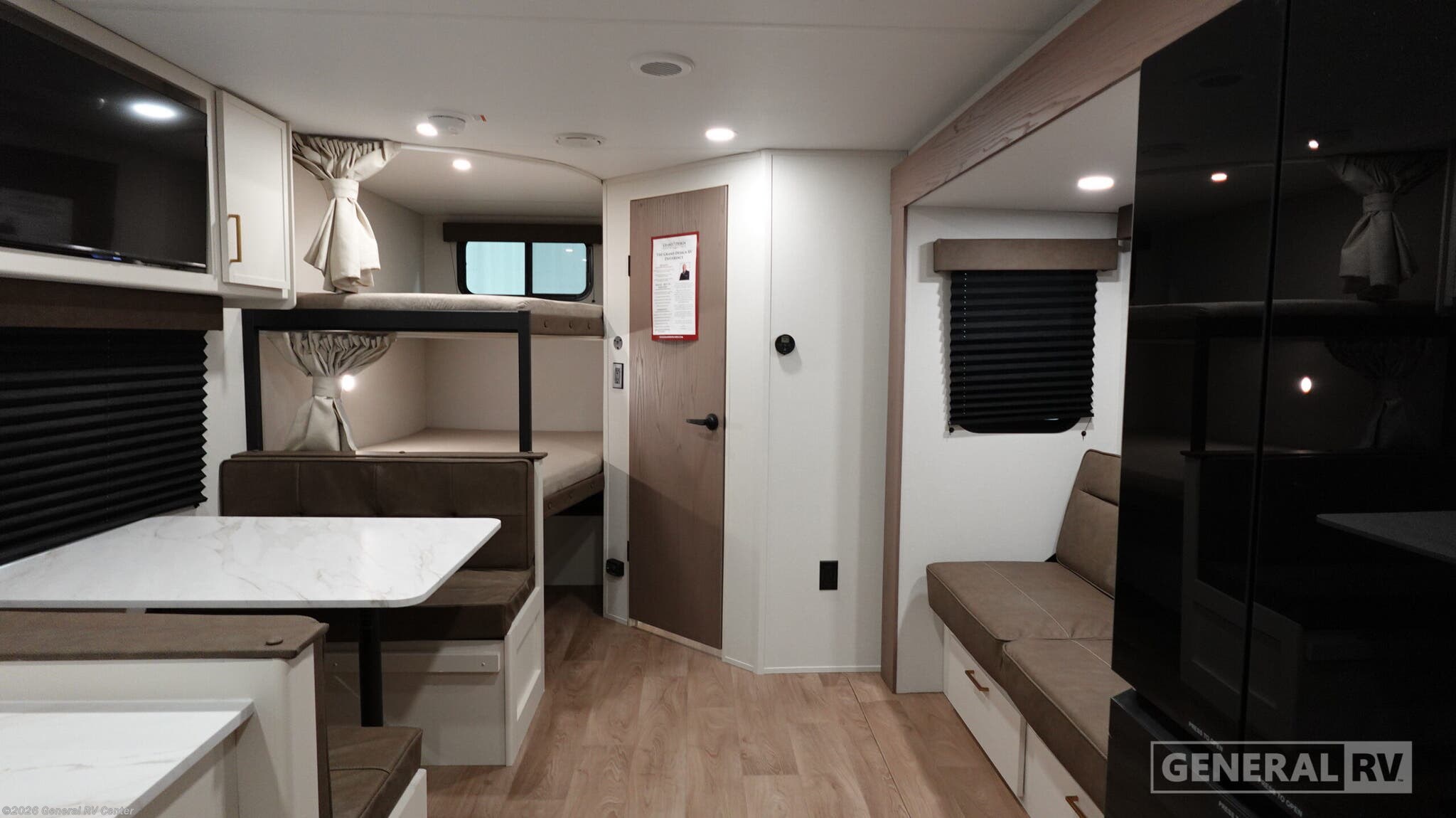 2026 Grand Design TRANSCEND-XPLOR 26BHX - New Travel Trailer For Sale by General RV Center in Draper, Utah