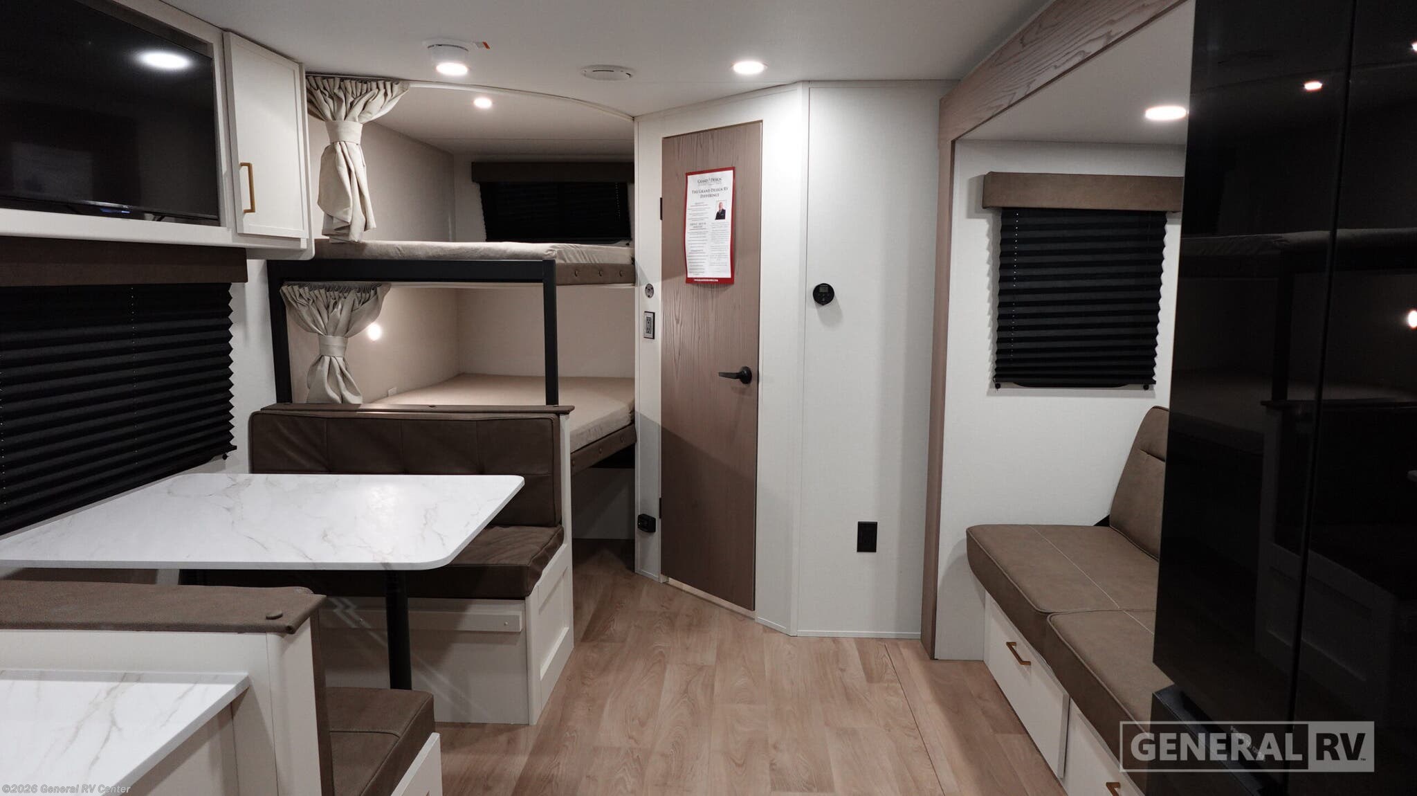 2026 Grand Design TRANSCEND-XPLOR 26BHX - New Travel Trailer For Sale by General RV Center in Draper, Utah