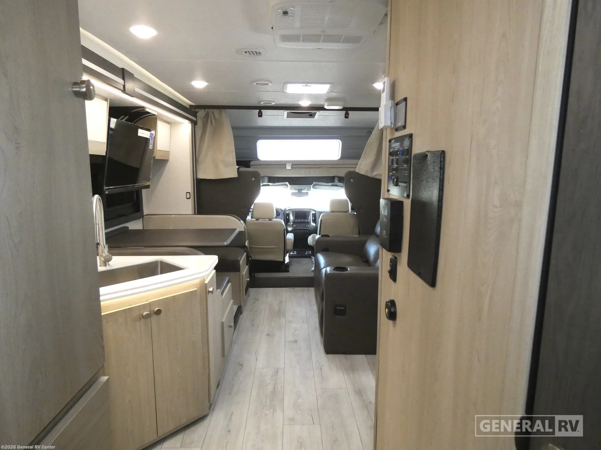 New 2026 Coachmen Entourage 320LV available in Draper, Utah