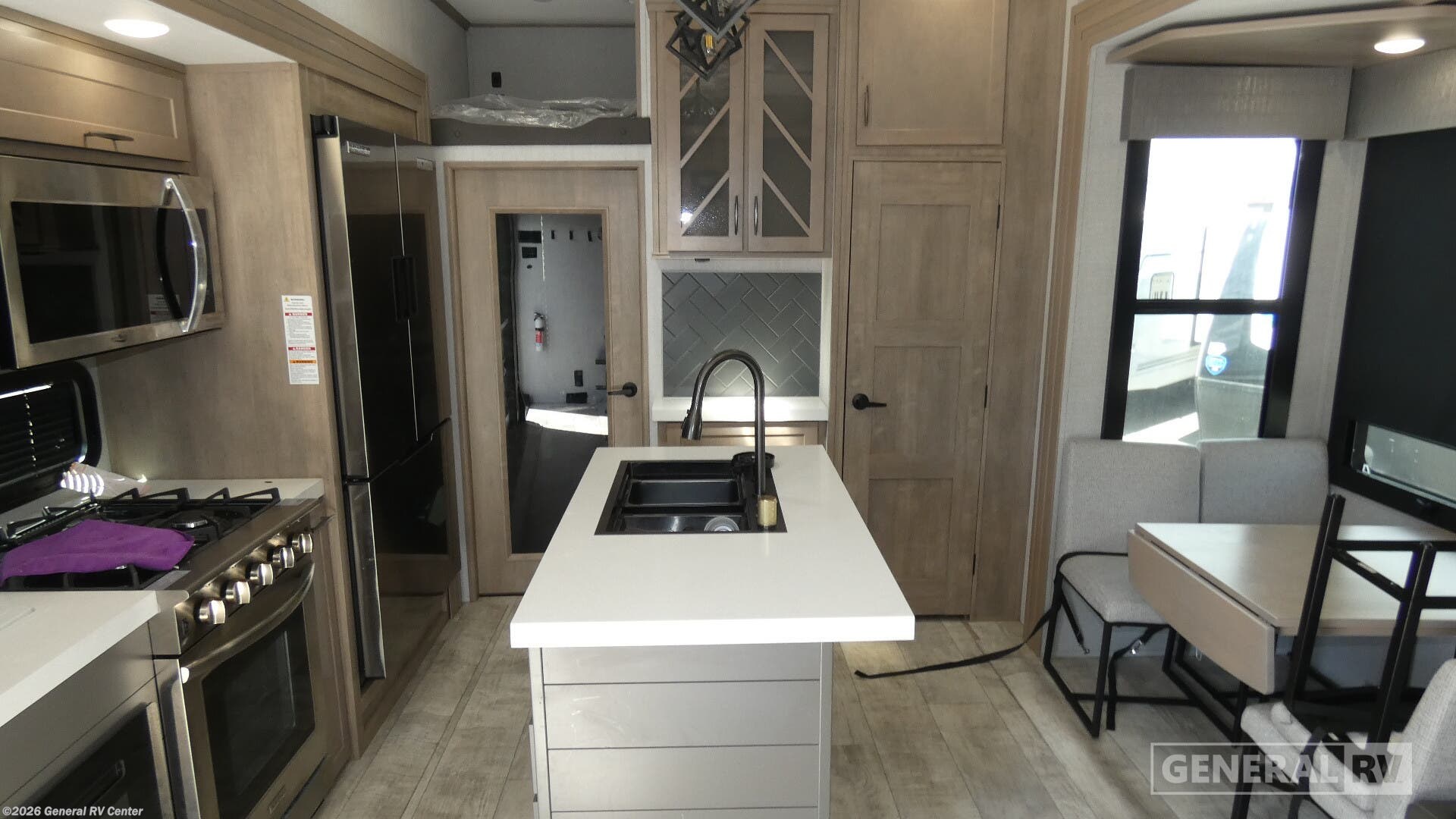 2024 Grand Design Momentum 410TH - Used Fifth Wheel For Sale by General RV Center in Draper, Utah