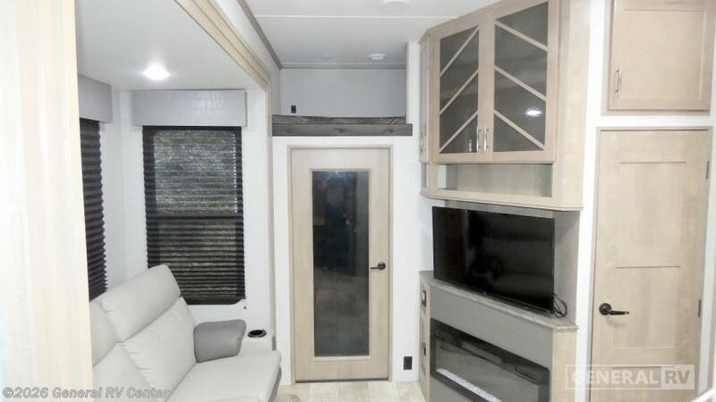 2023 Grand Design Momentum G-Class 320G - Used Fifth Wheel For Sale by General RV Center in Draper, Utah