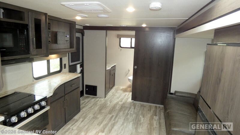 2021 Grand Design Transcend Xplor 221RB - Used Travel Trailer For Sale by General RV Center in Draper, Utah