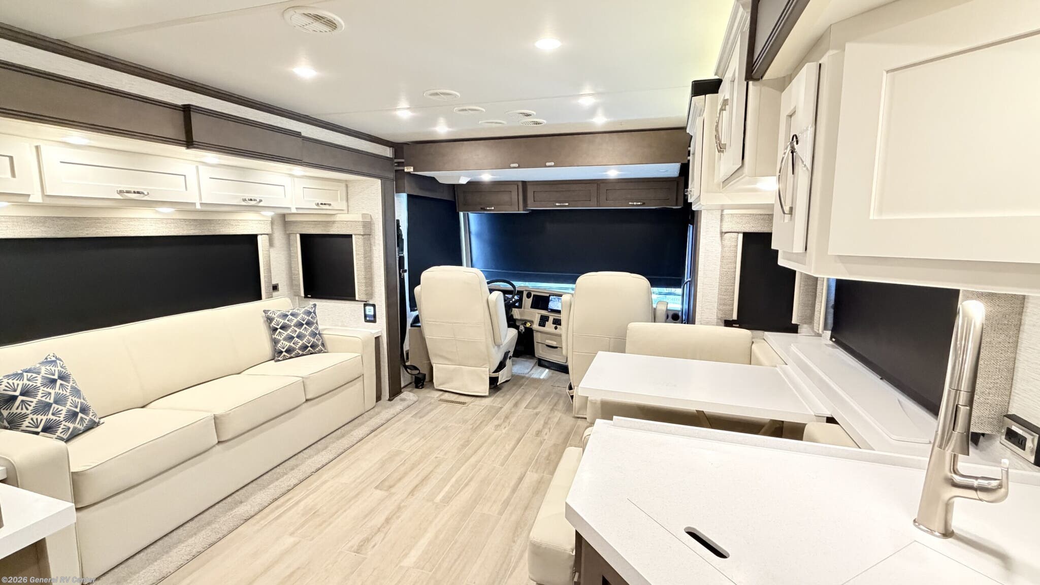 New 2025 Newmar Northern Star 3418 available in Draper, Utah