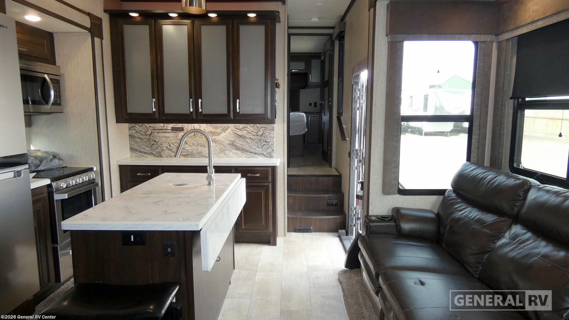 2019 Grand Design Momentum M CLASS 381M - Used Fifth Wheel For Sale by General RV Center in Draper, Utah
