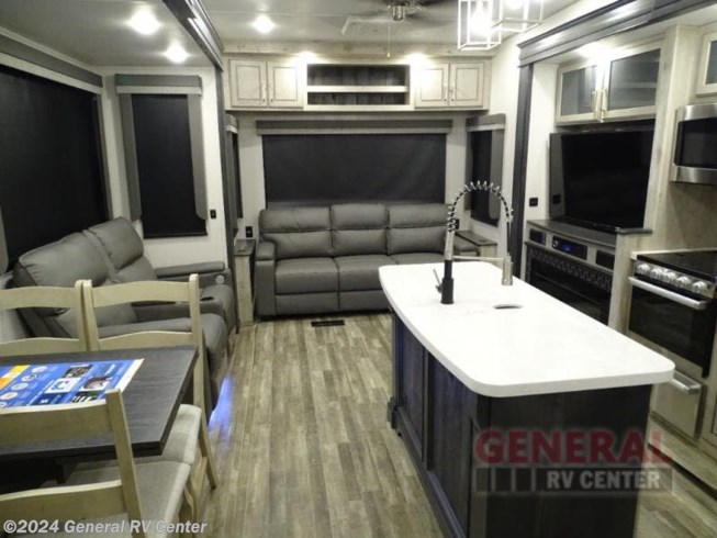 2023 Avalanche 372MB by Keystone from General RV Center in Ashland, Virginia