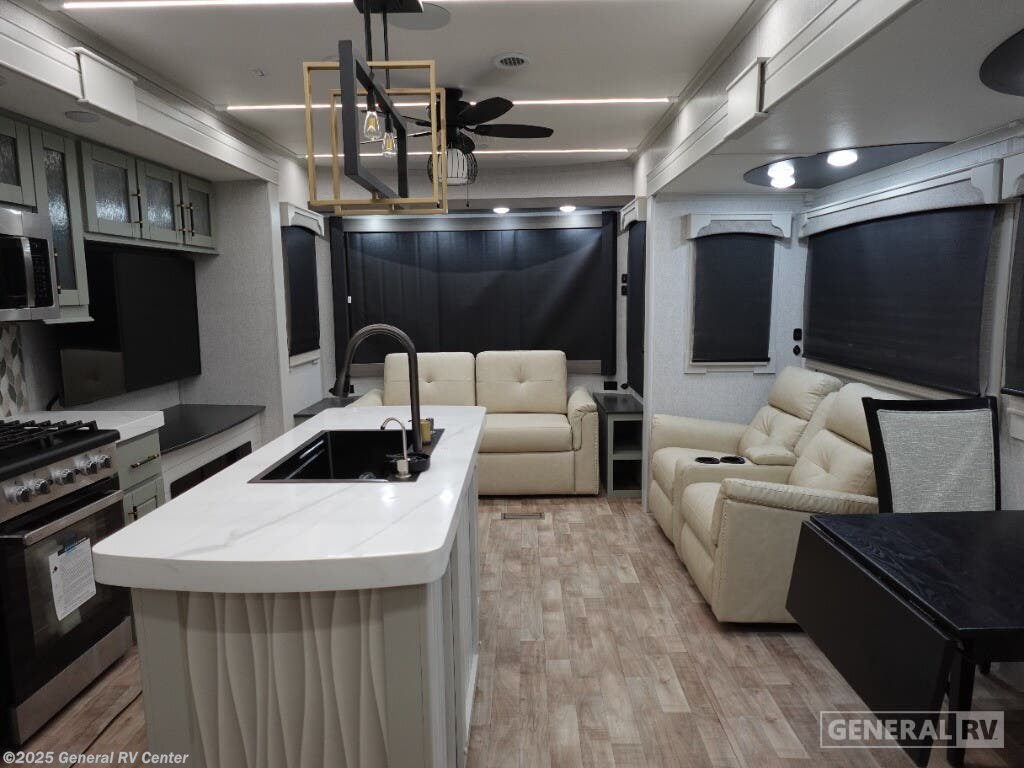 New 2025 CrossRoads Redwood Regency 3721FDB available in Ashland, Virginia