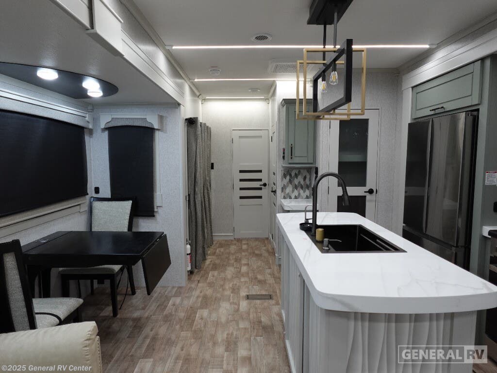 2025 CrossRoads Redwood Regency 3721FDB - New Destination Trailer For Sale by General RV Center in Ashland, Virginia