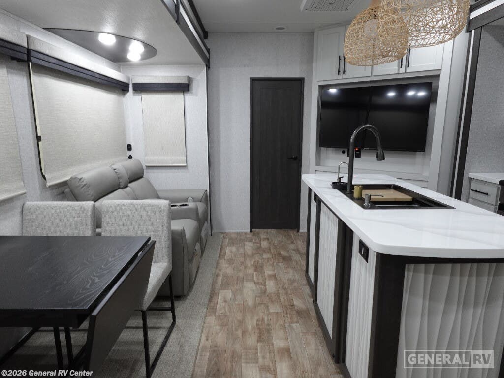 2025 Hampton 378DBB by CrossRoads from General RV Center in Ashland, Virginia