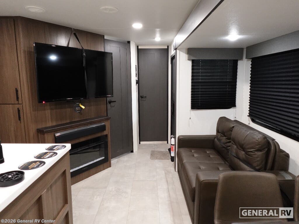 New 2026 Prime Time LaCrosse 3510DB available in Ashland, Virginia