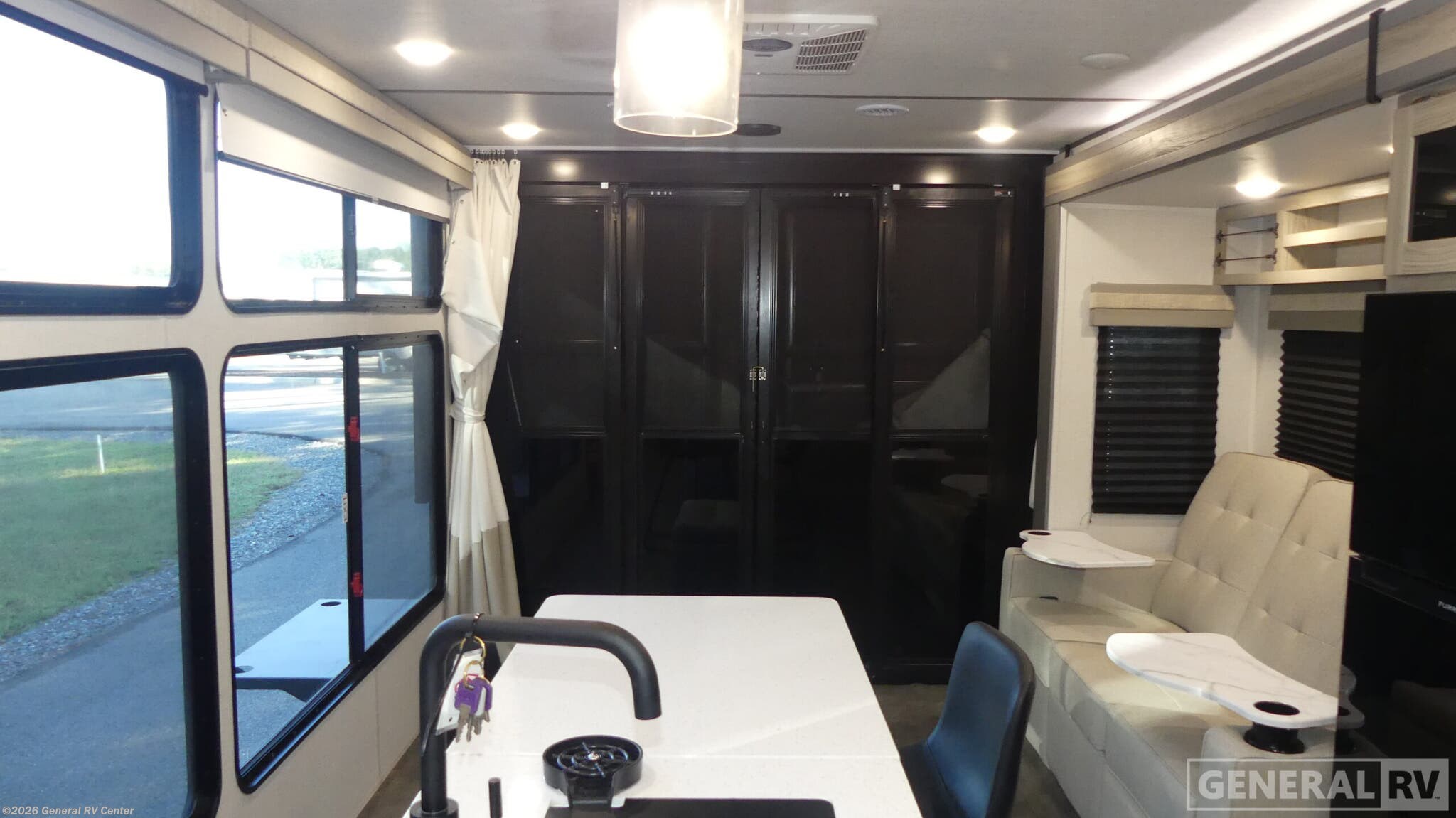 2025 Forest River Salem FSX30CVIEW-1S - Used Travel Trailer For Sale by General RV Center in Ashland, Virginia