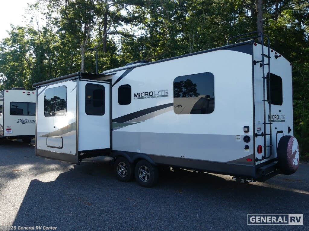 2023 Flagstaff MICROLITE 25FKS by Forest River from General RV Center in Ashland, Virginia