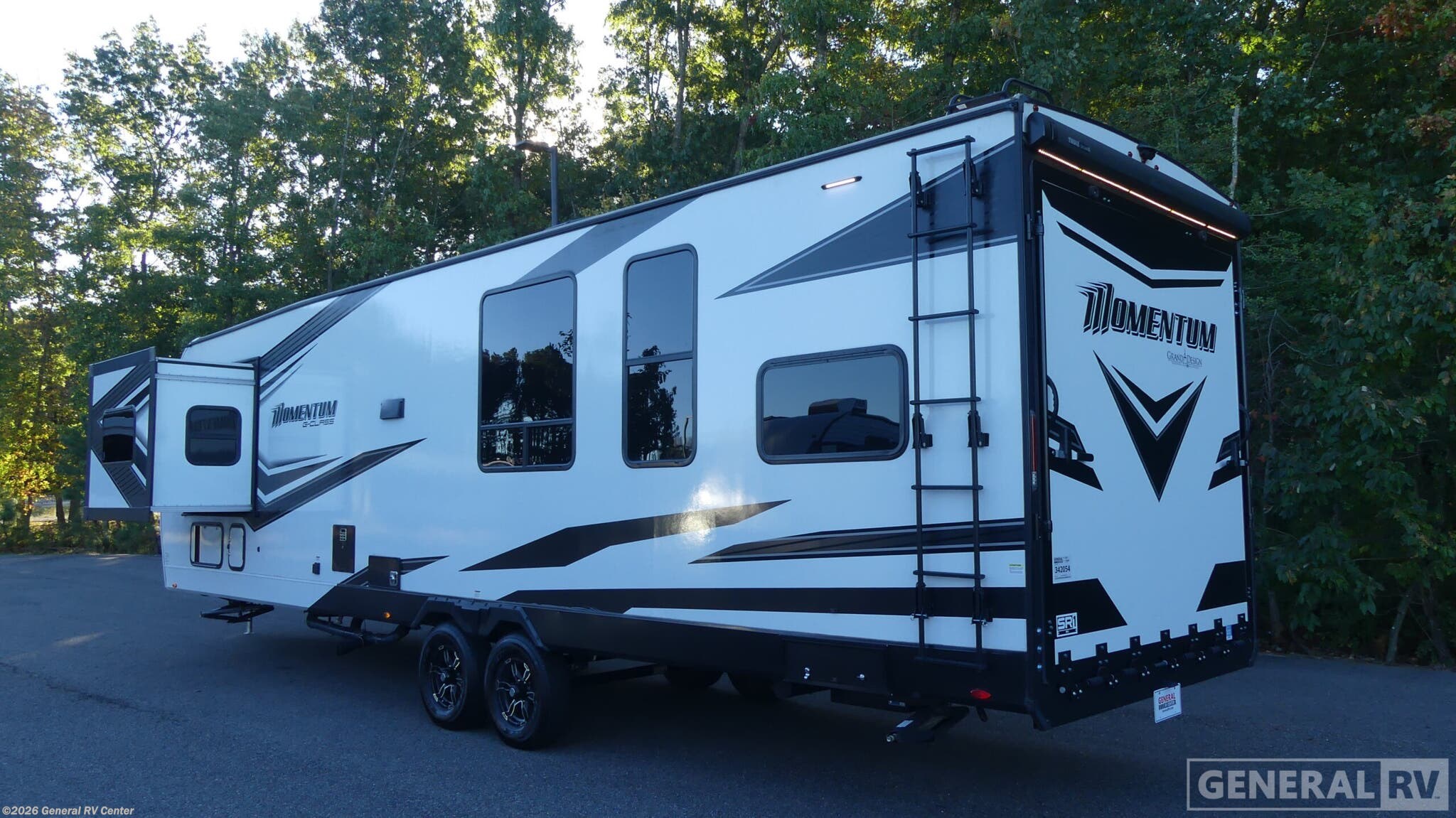 2023 Momentum G-Class 32G by Grand Design from General RV Center in Ashland, Virginia