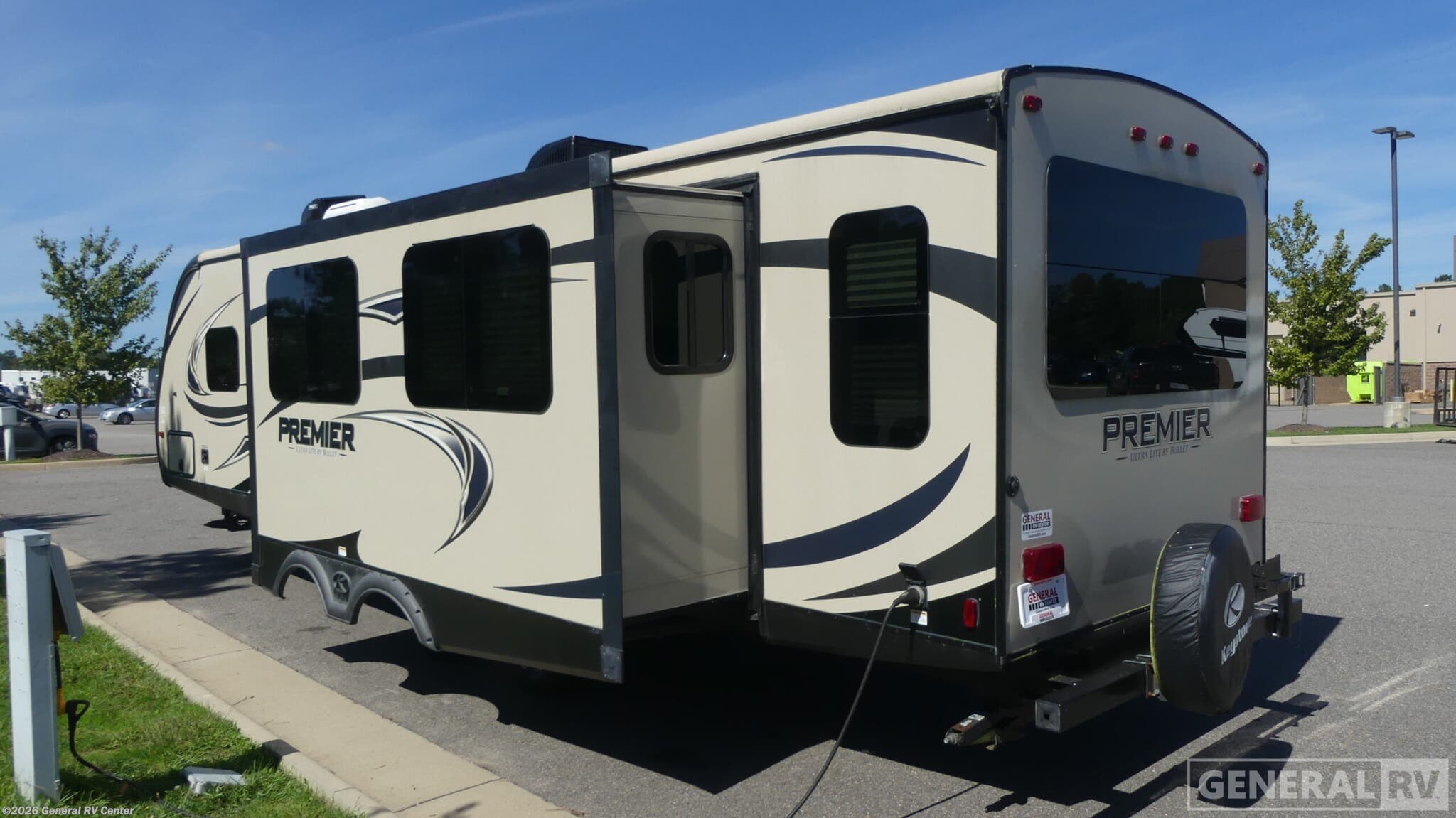 2018 Premier Ultra Lite 30RIPR by Keystone from General RV Center in Ashland, Virginia