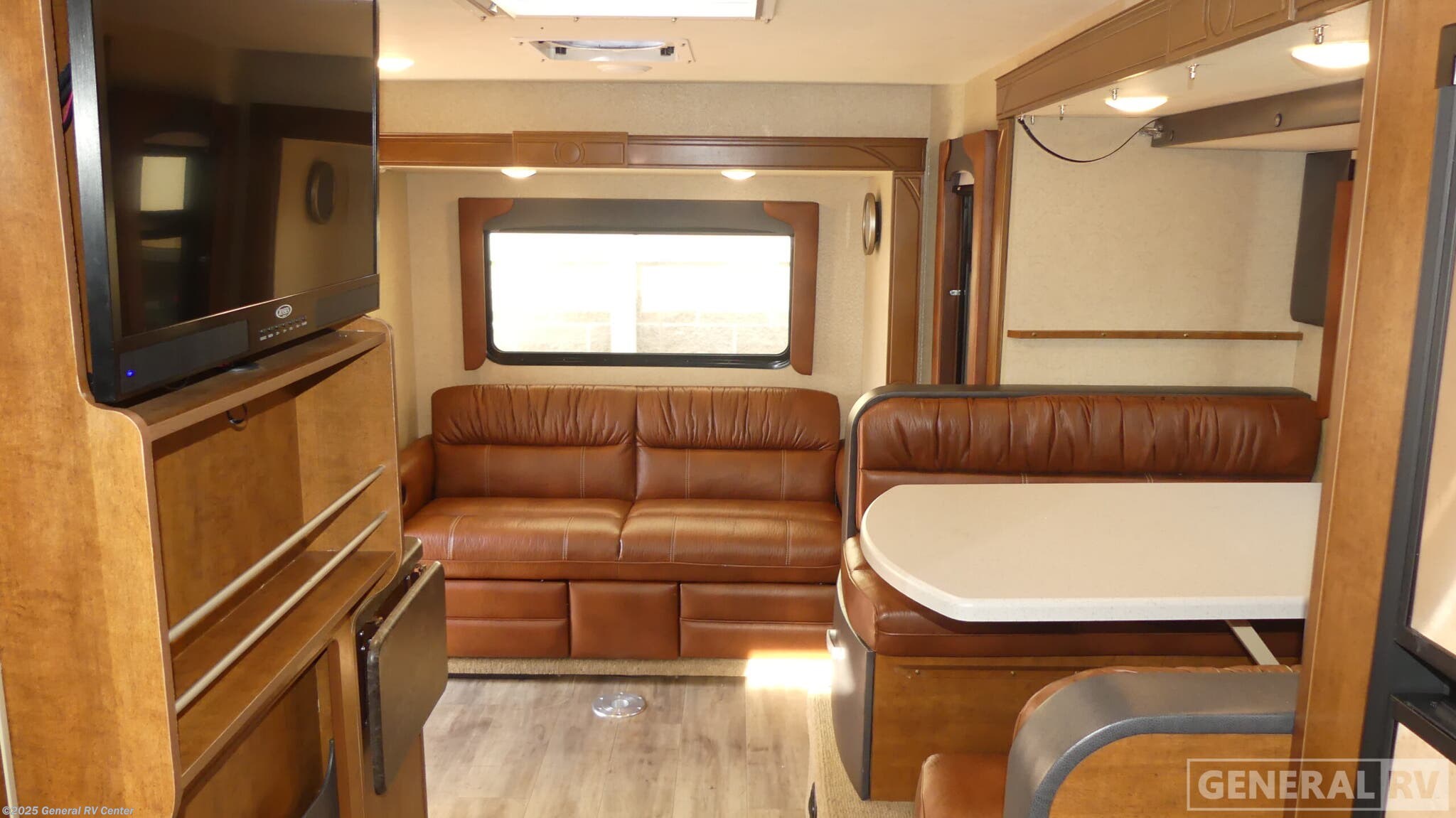 2018 Lance 1172 - Used Truck Camper For Sale by General RV Center in Ashland, Virginia