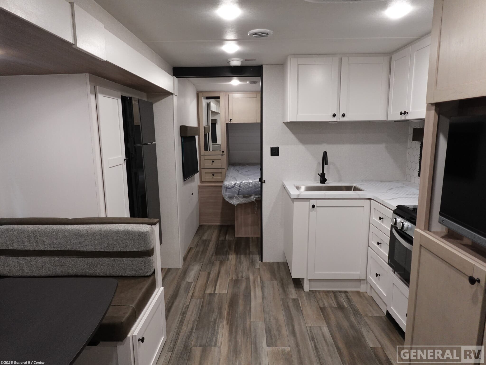 New 2026 Highland Ridge Range Lite 241BH available in Ashland, Virginia