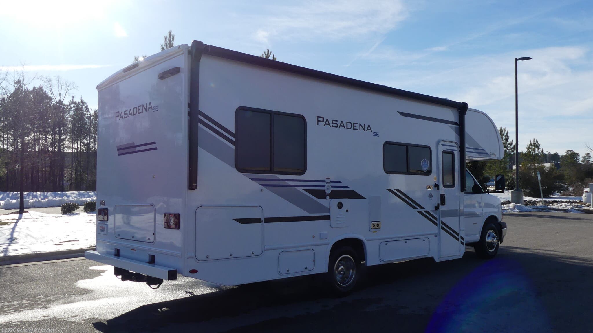 2026 Pasadena SZ25 by Thor Motor Coach from General RV Center in Ashland, Virginia