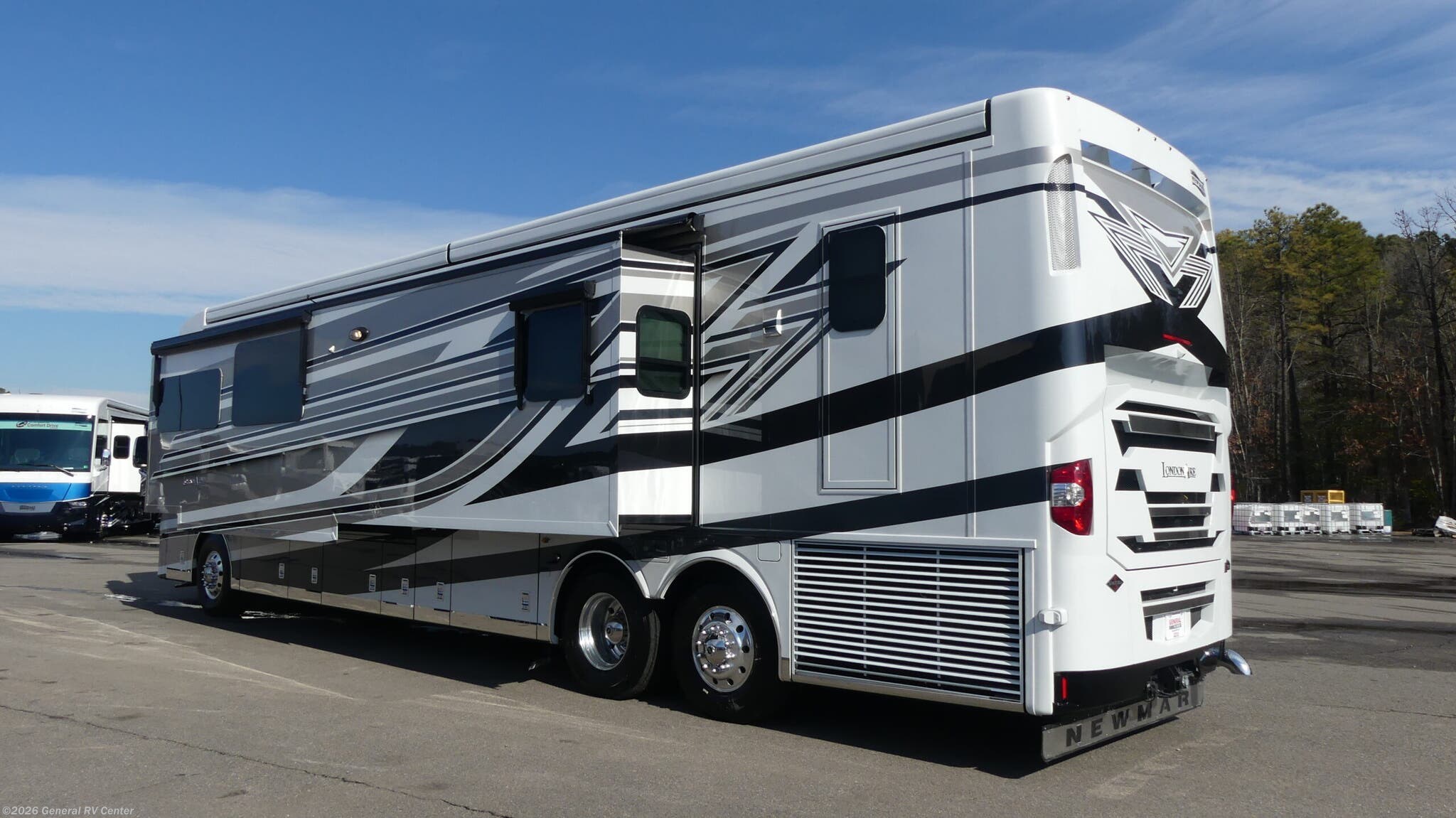 2026 London Aire 4595 by Newmar from General RV Center in Ashland, Virginia