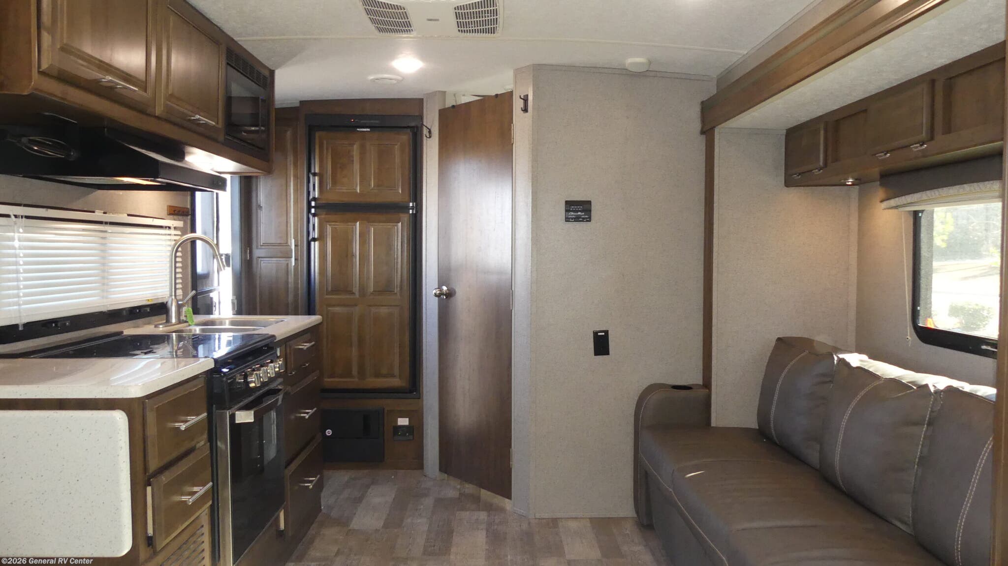 2020 Forest River Rockwood Mini Lite 2109S - Used Travel Trailer For Sale by General RV Center in Ashland, Virginia