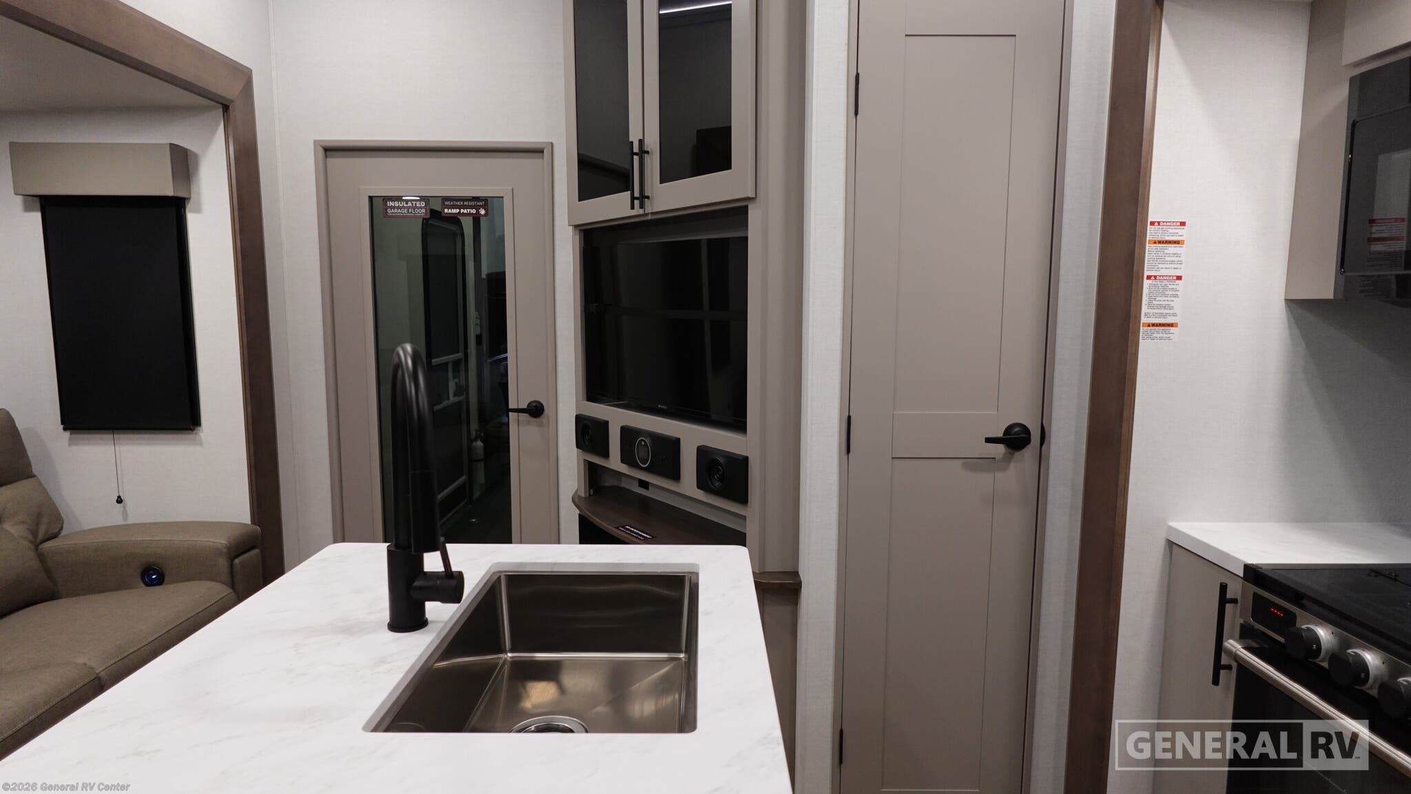 2026 Alliance RV Valor 35A14 - New Fifth Wheel For Sale by General RV Center in Ashland, Virginia