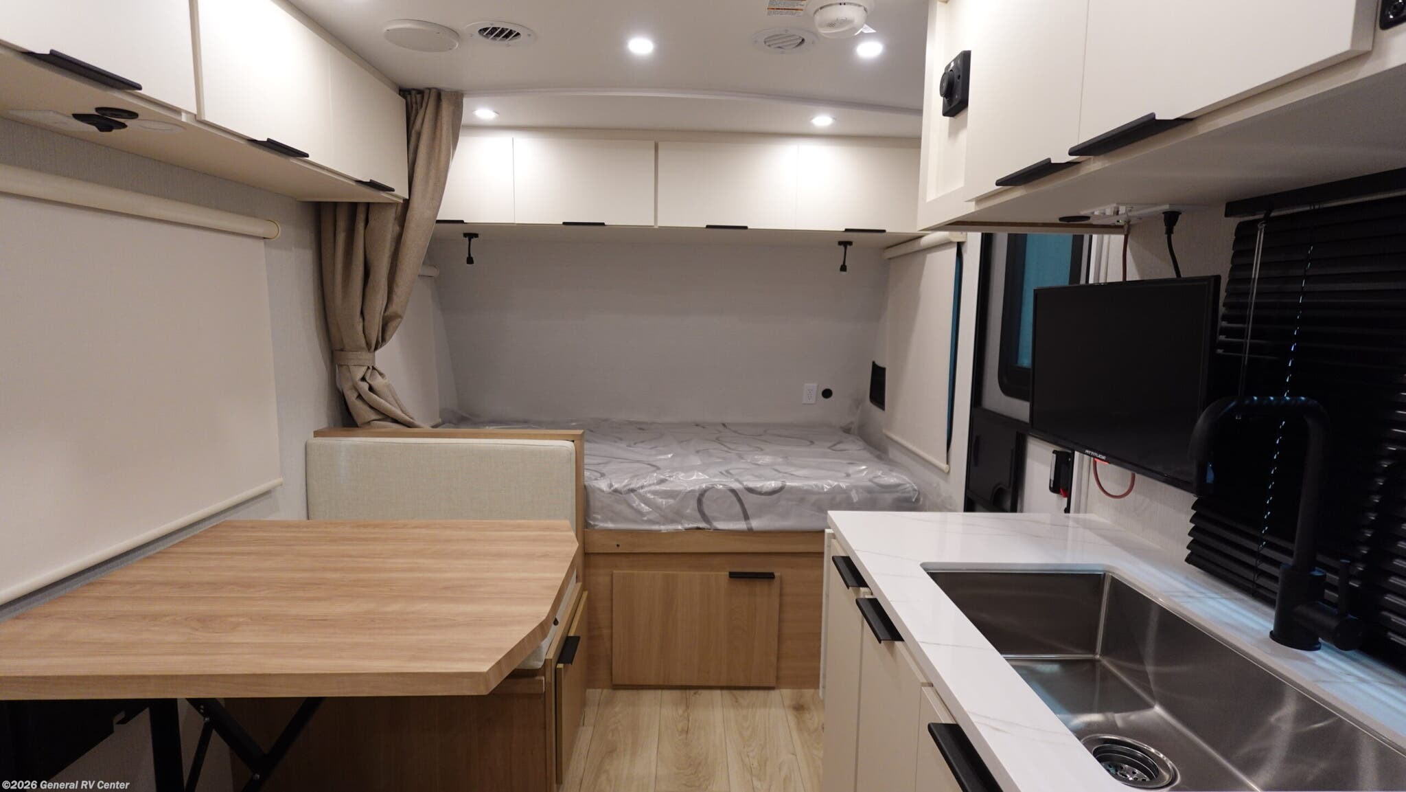 New 2026 Winnebago Micro Minnie 1800BH available in Ashland, Virginia