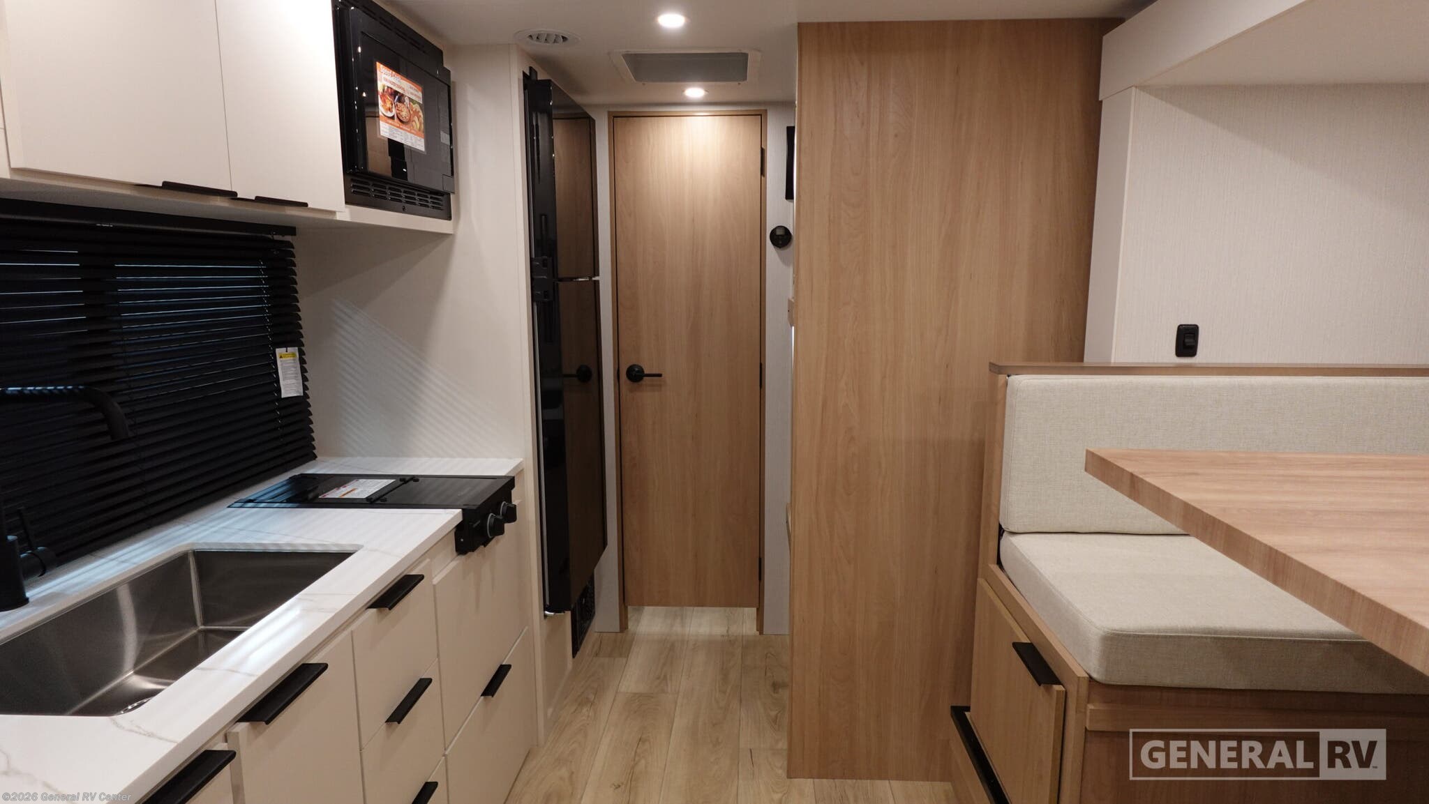 2026 Winnebago Micro Minnie 2100BH - New Travel Trailer For Sale by General RV Center in Ashland, Virginia