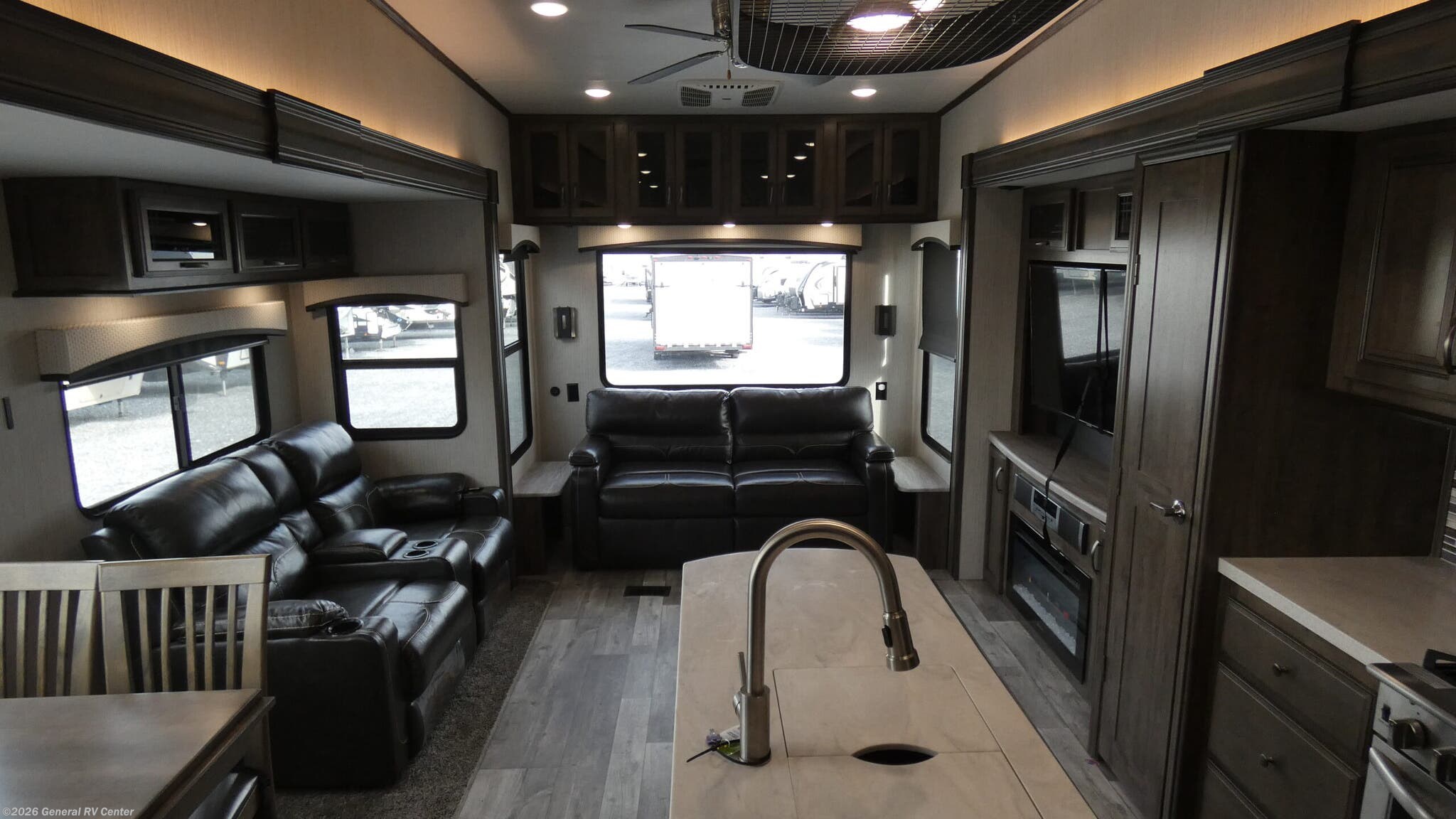 2021 Forest River Sandpiper 368FBDS - Used Fifth Wheel For Sale by General RV Center in Ashland, Virginia
