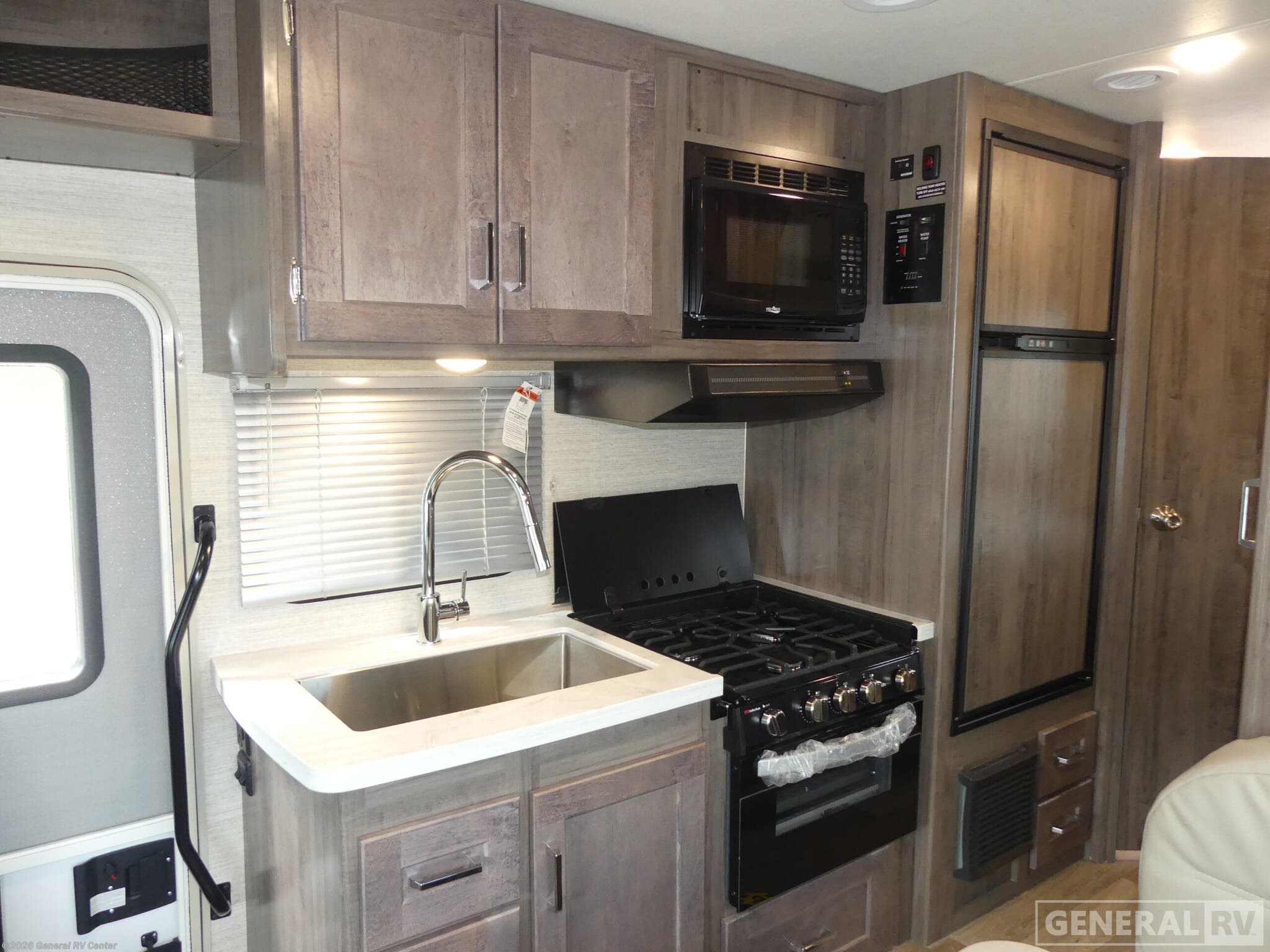 New 2026 Winnebago Spirit 22M available in Ashland, Virginia